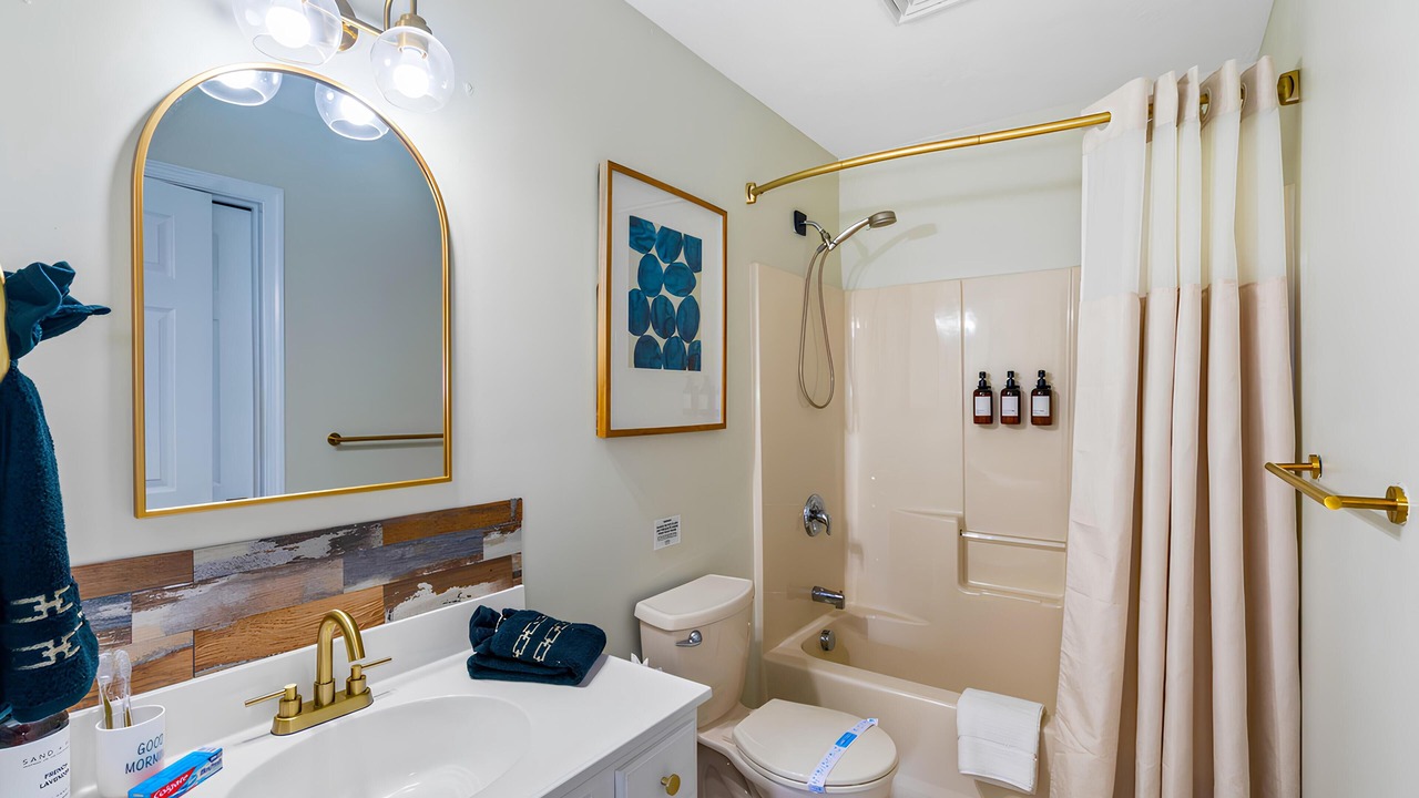 Photo of Bathroom in Long Pond