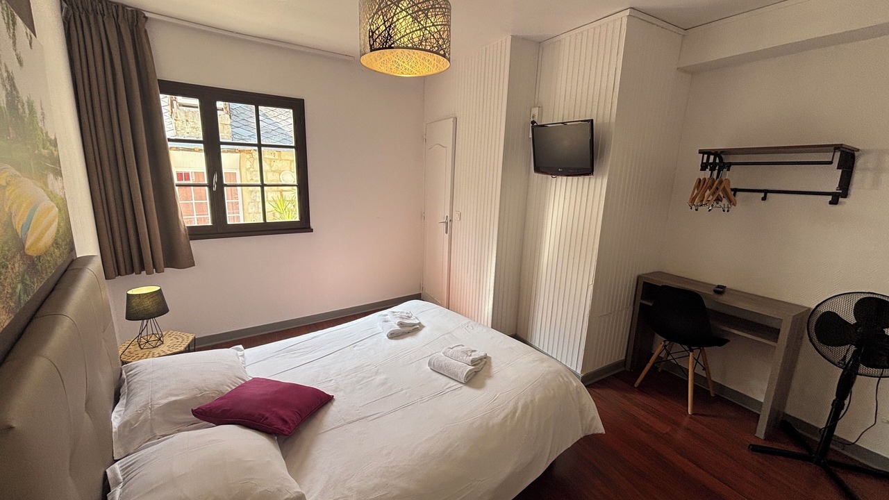 Photo of Bedroom in Azay-le-Rideau