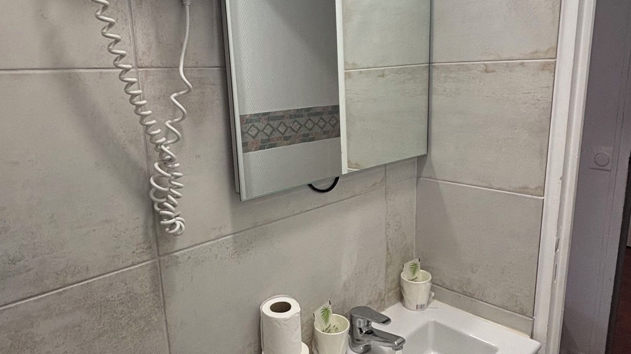 Photo of Bathroom in Azay-le-Rideau