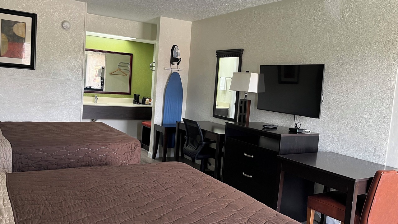 Photo of Bedroom in Claxton