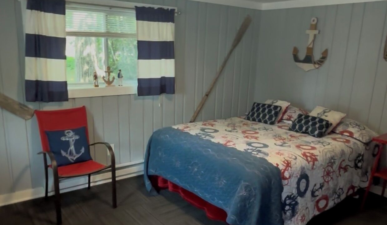 Photo of Bedroom in Alpena