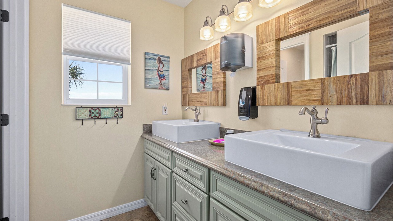 Photo of Bathroom in Painters Hill