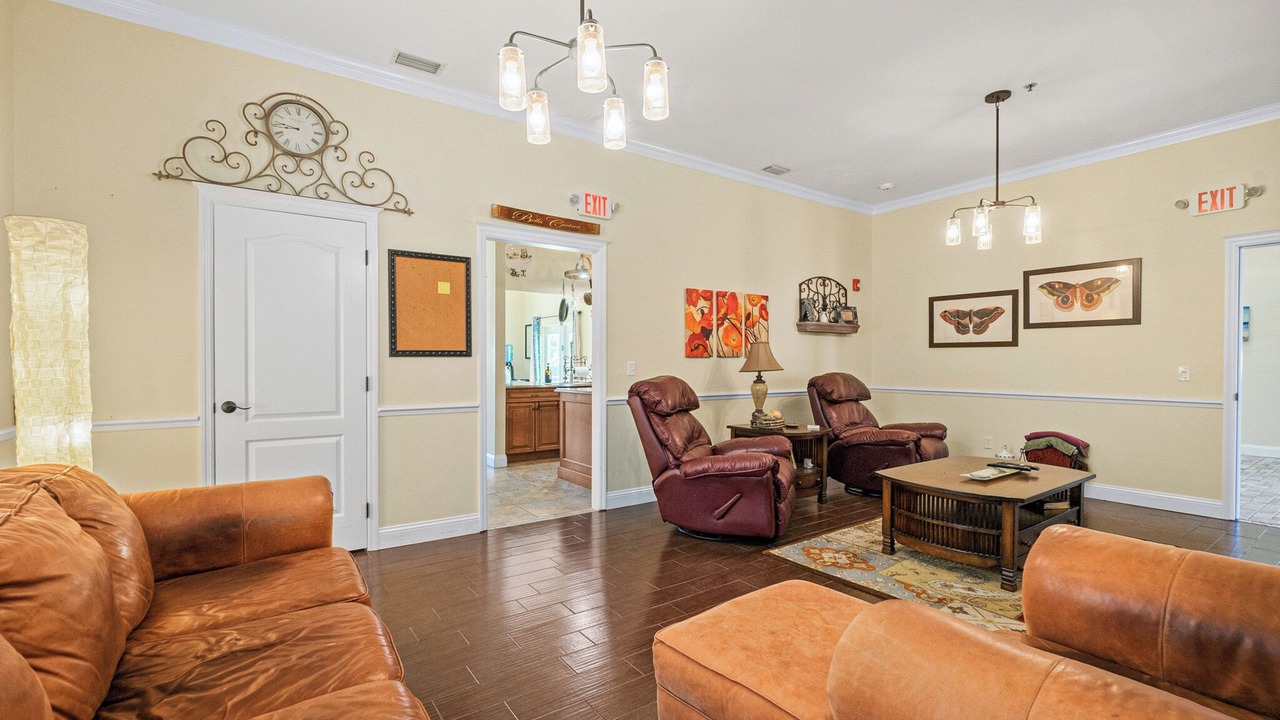 Photo of Others in Painters Hill