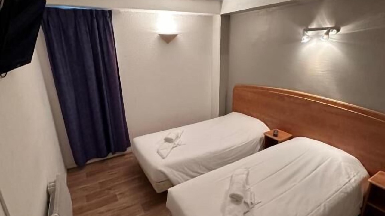 Photo of Bedroom in Malay-le-Grand