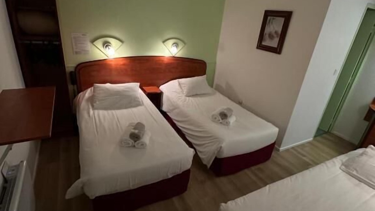 Photo of Bedroom in Malay-le-Grand