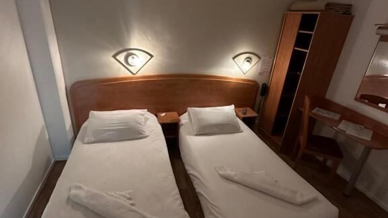 Photo of Bedroom in Malay-le-Grand