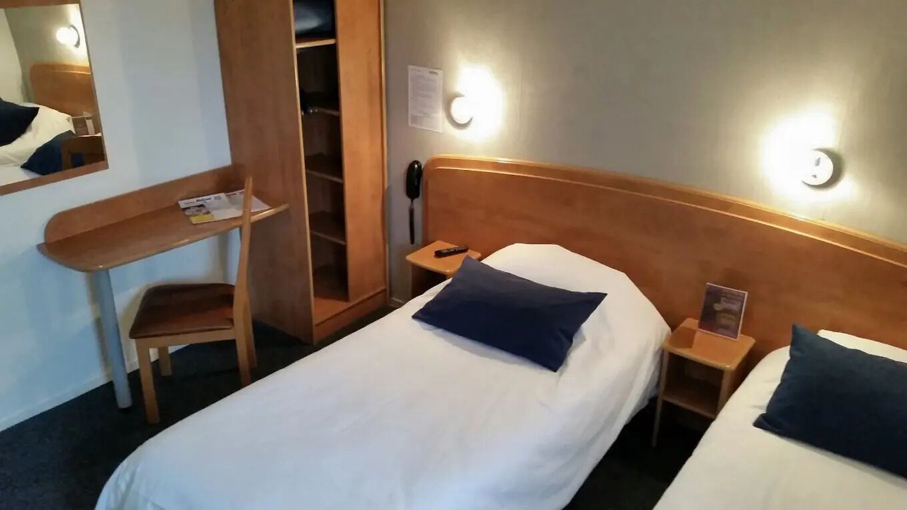 Photo of Bedroom in Malay-le-Grand