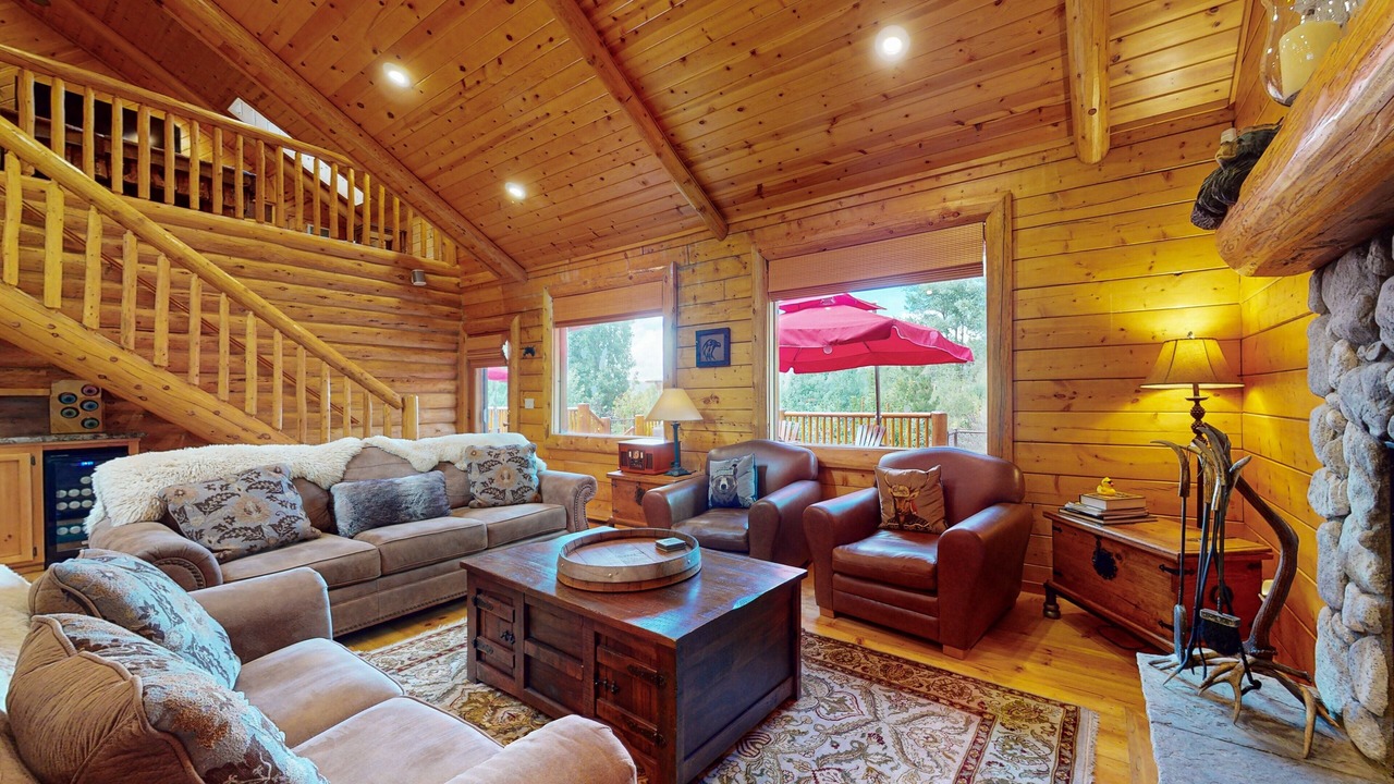 Photo of Livingroom in Upper Moonridge
