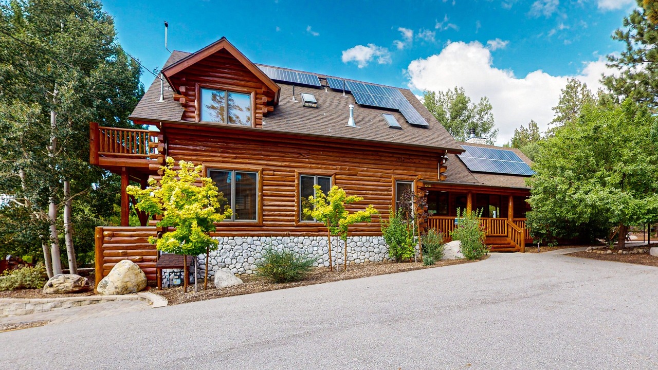 Photo of Outdoor in Upper Moonridge