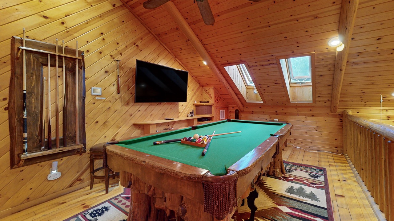 Photo of Bedroom in Upper Moonridge