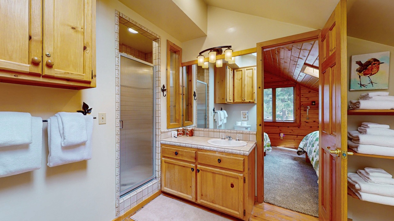 Photo of Bathroom in Upper Moonridge