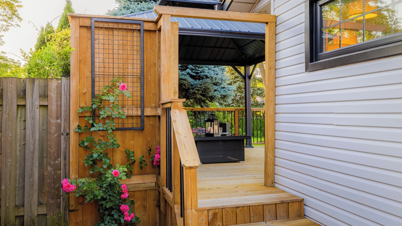Photo of Patio Balcony in St. Catharines