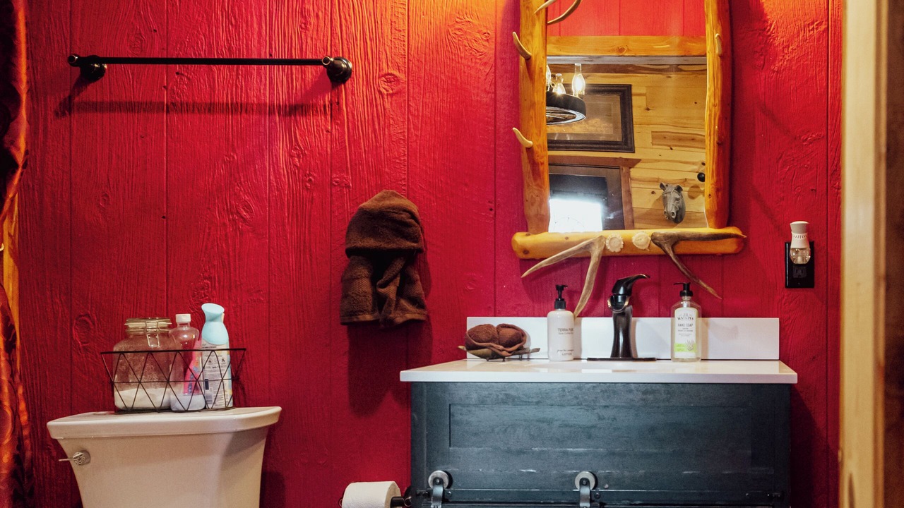 Photo of Bathroom in Valley View