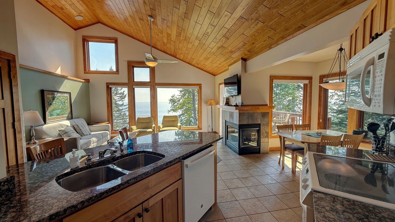Photo of Kitchen in Lutsen
