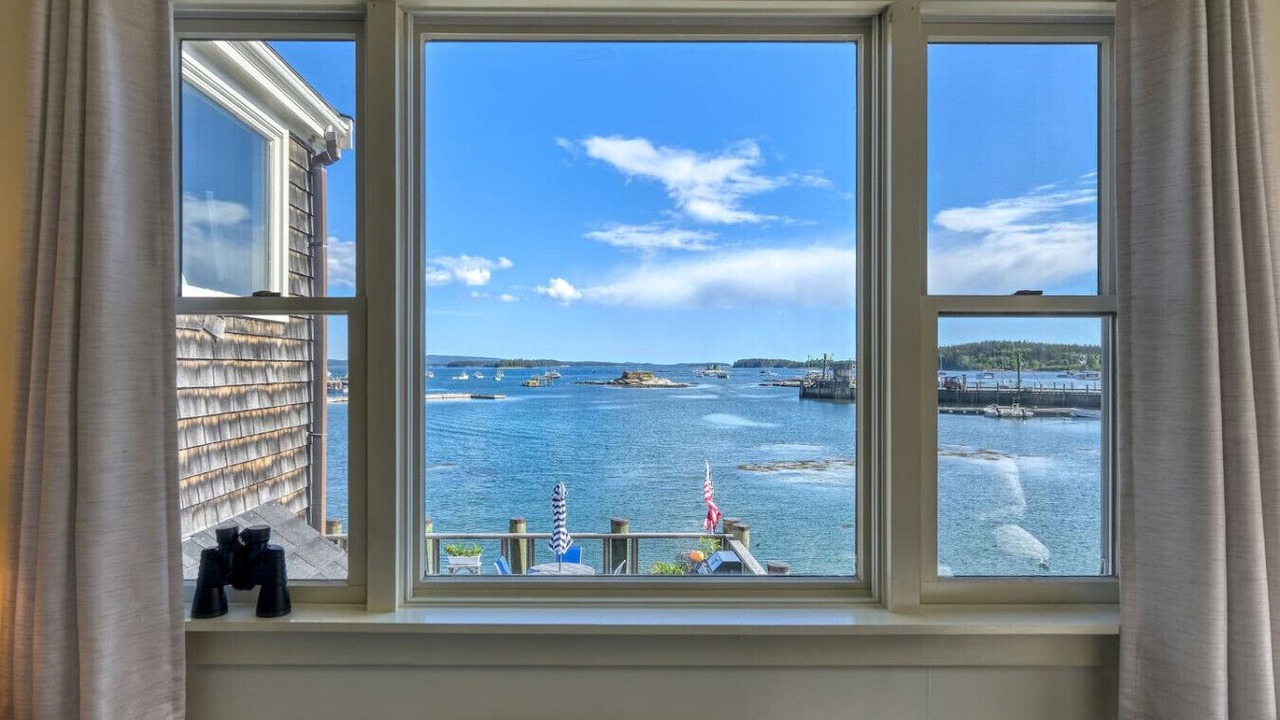 Photo of Bedroom in Stonington