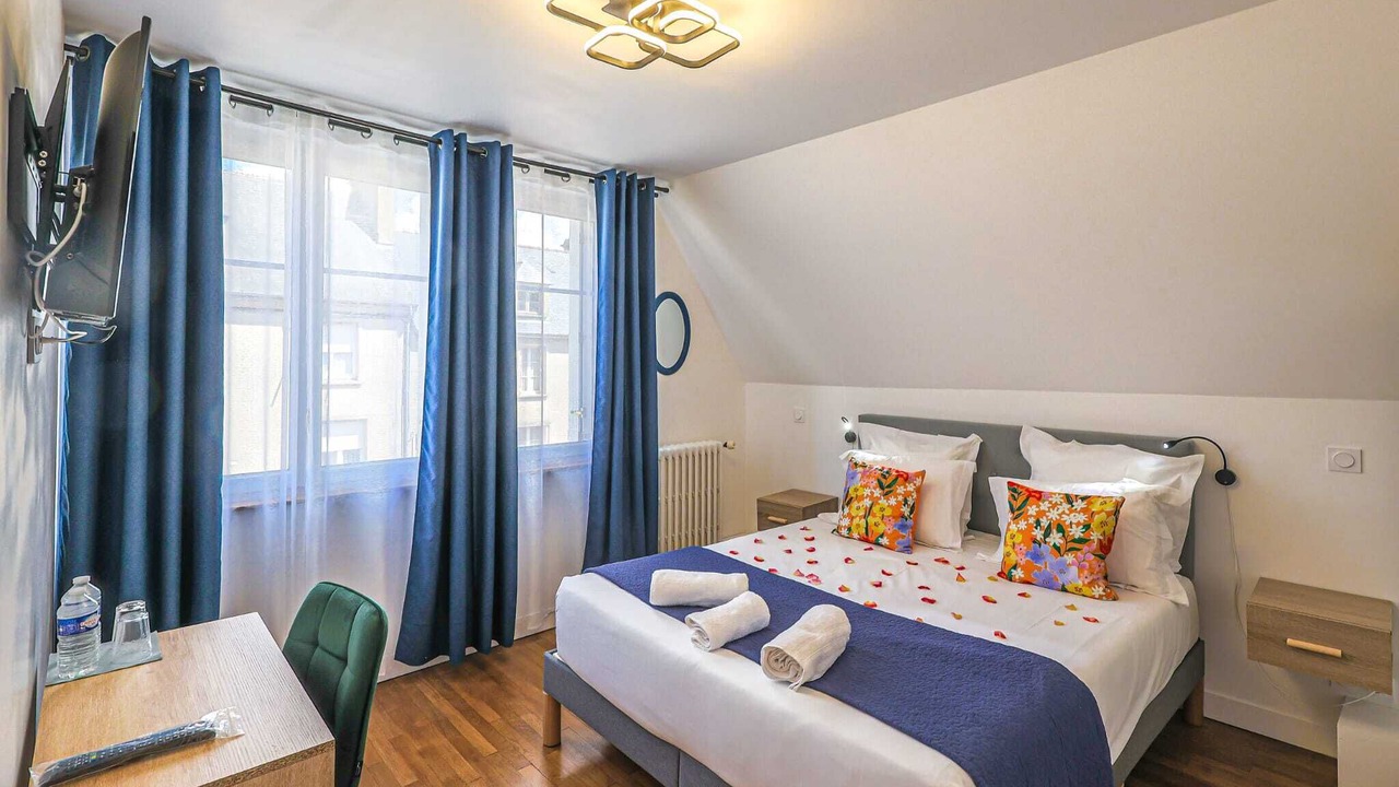 Photo of Others in Montebourg