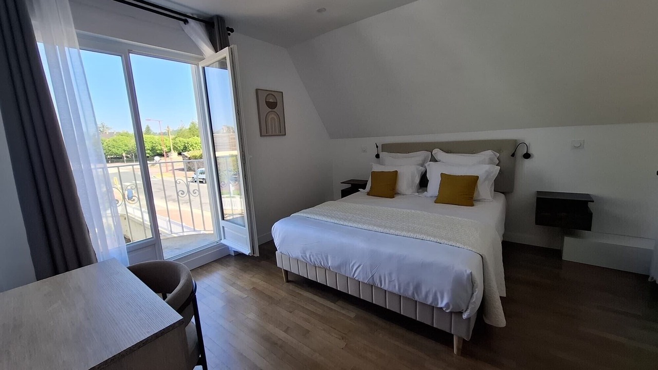 Photo of Others in Montebourg