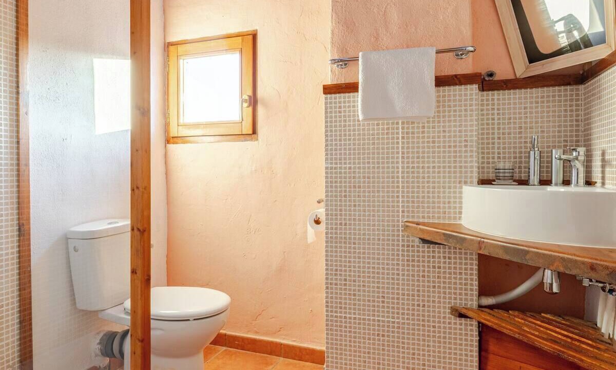 Photo of Bathroom in Hoz y Costean