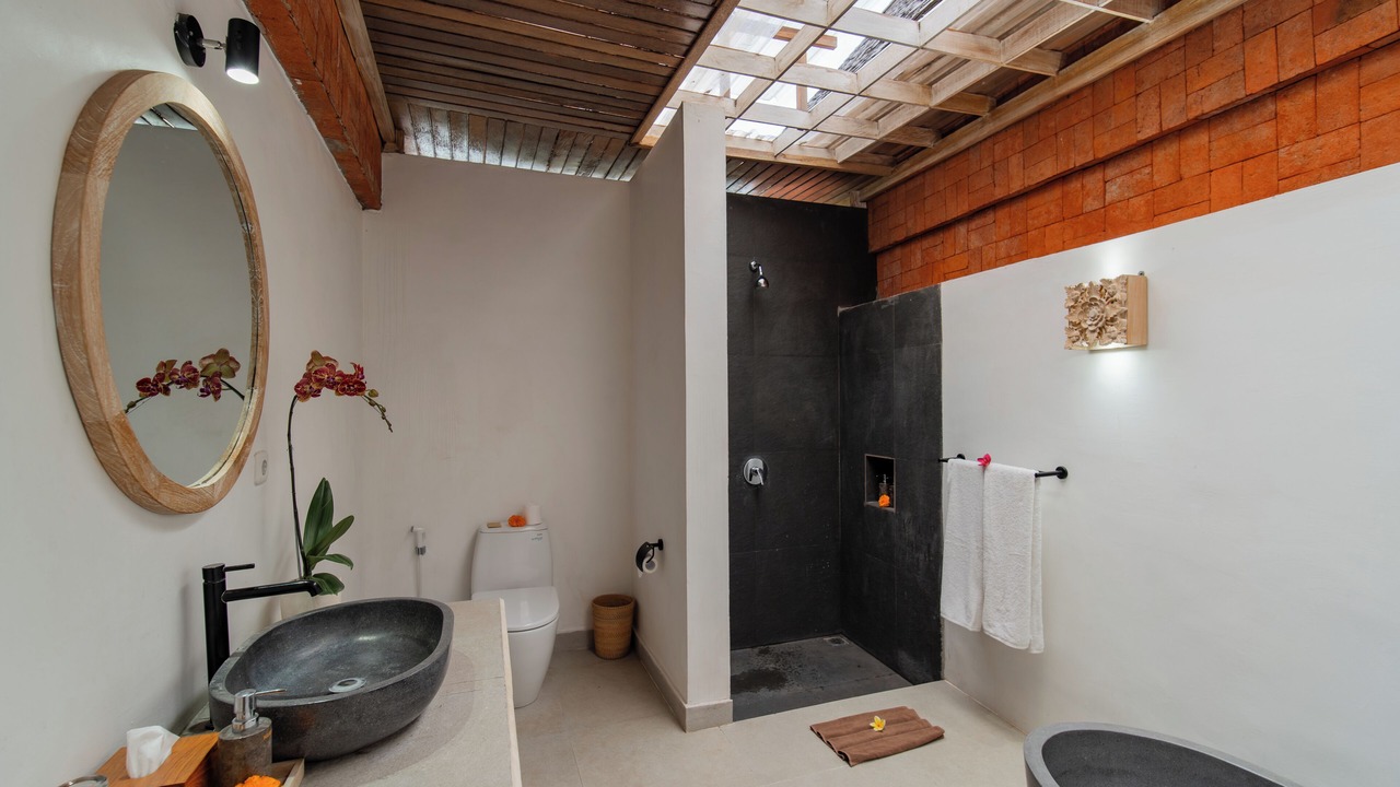 Photo of Bathroom in Singapadu Tengah