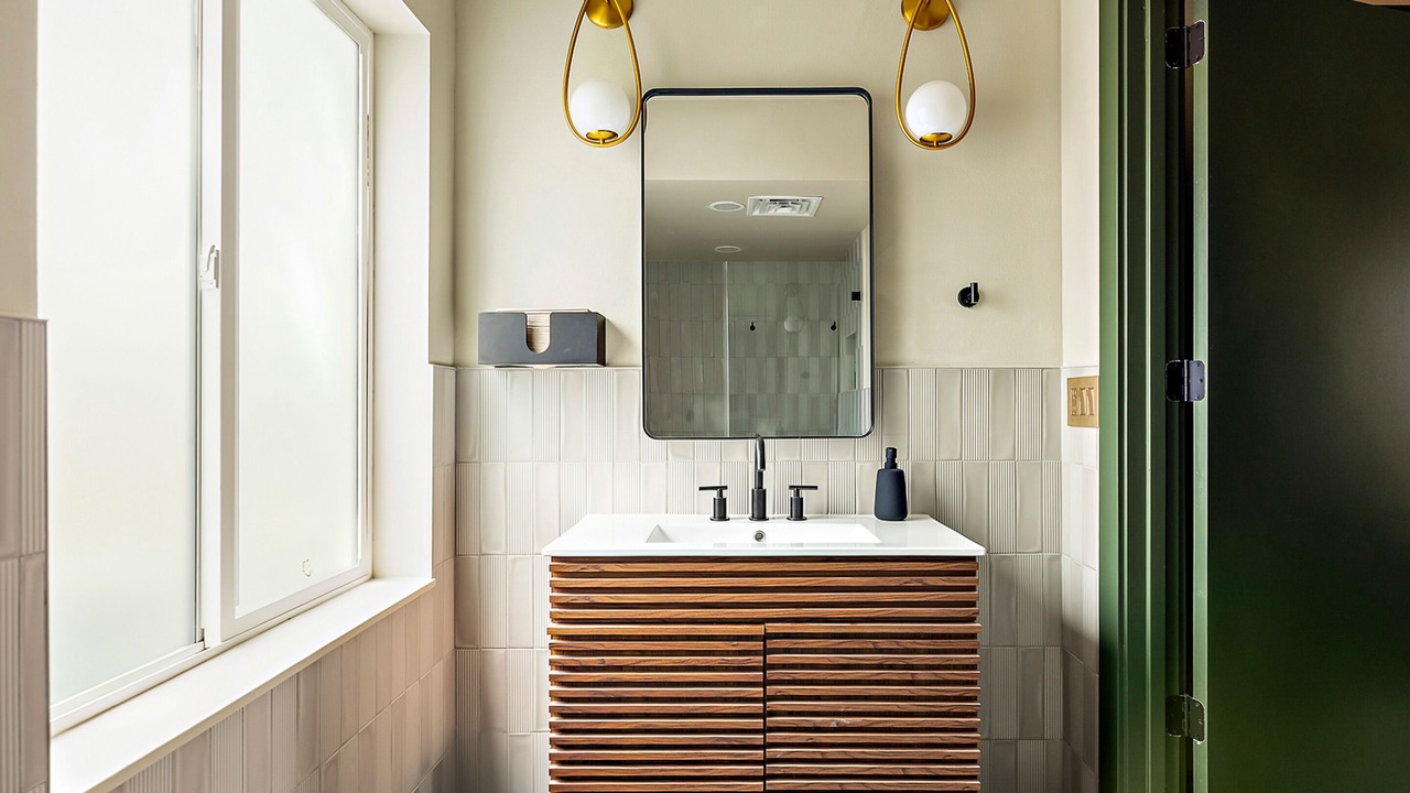 Photo of Bathroom in Blackshear-Prospect Hill