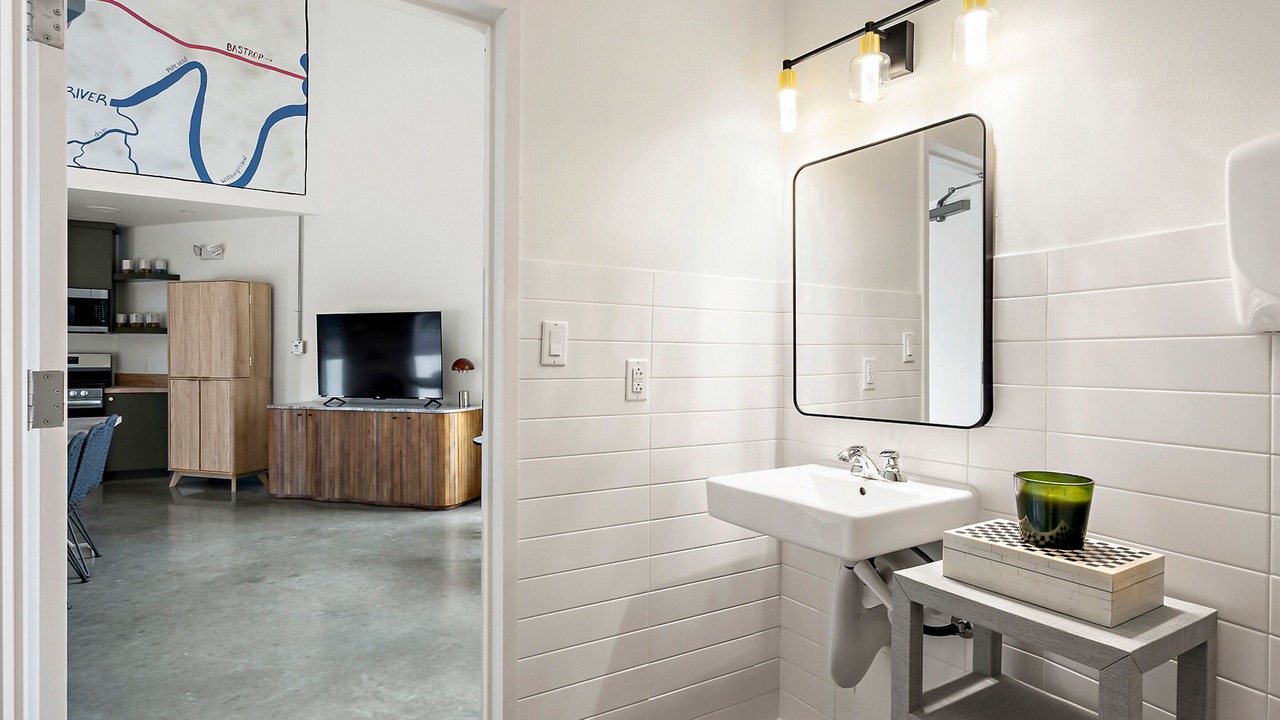 Photo of Bathroom in Blackshear-Prospect Hill