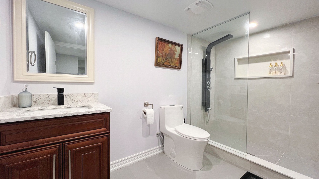 Photo of Bathroom in Clanton Park