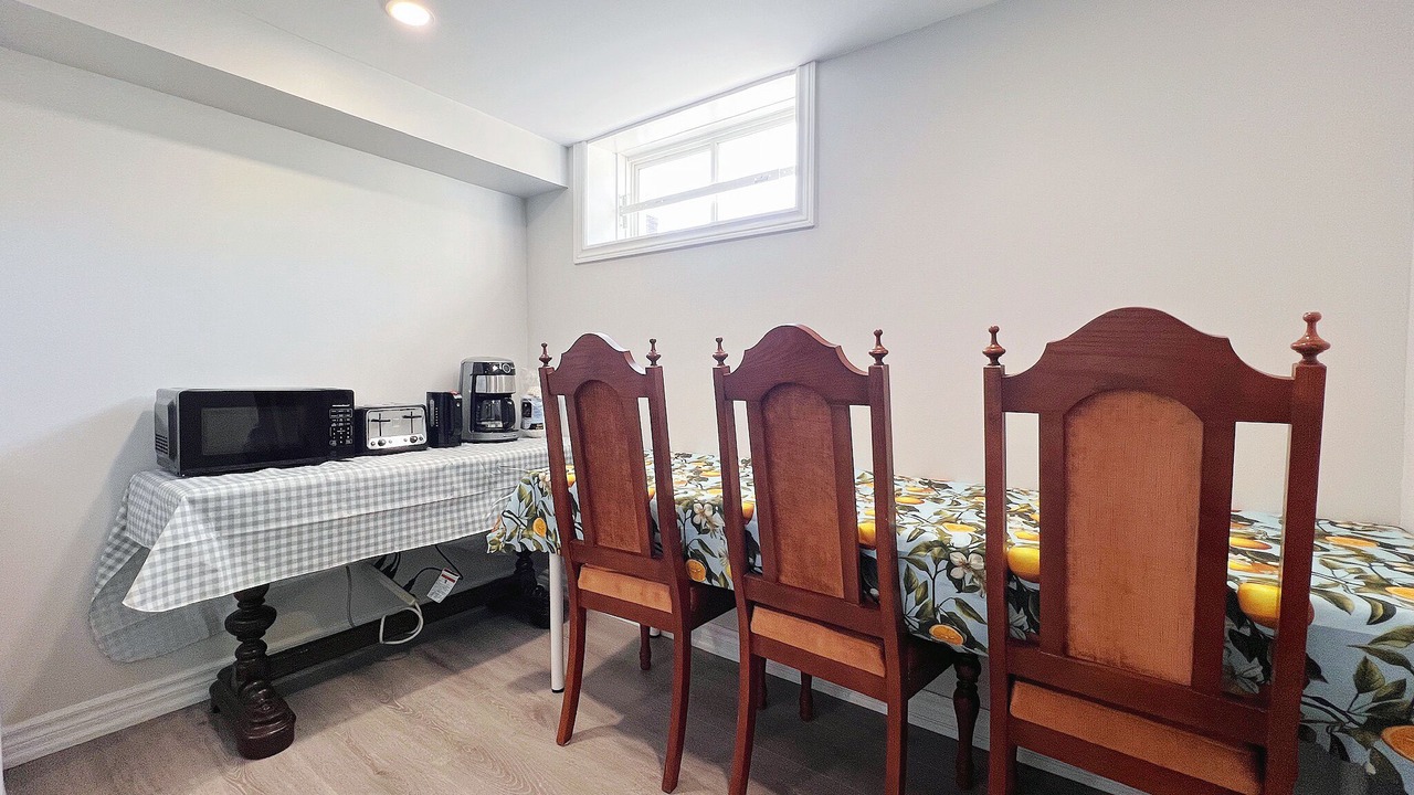 Photo of Livingroom in Clanton Park