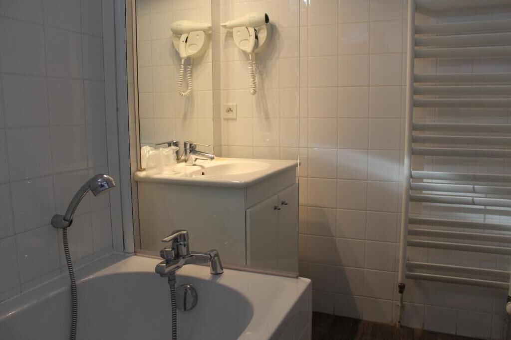 Photo of Bathroom in Villers-sur-Mer