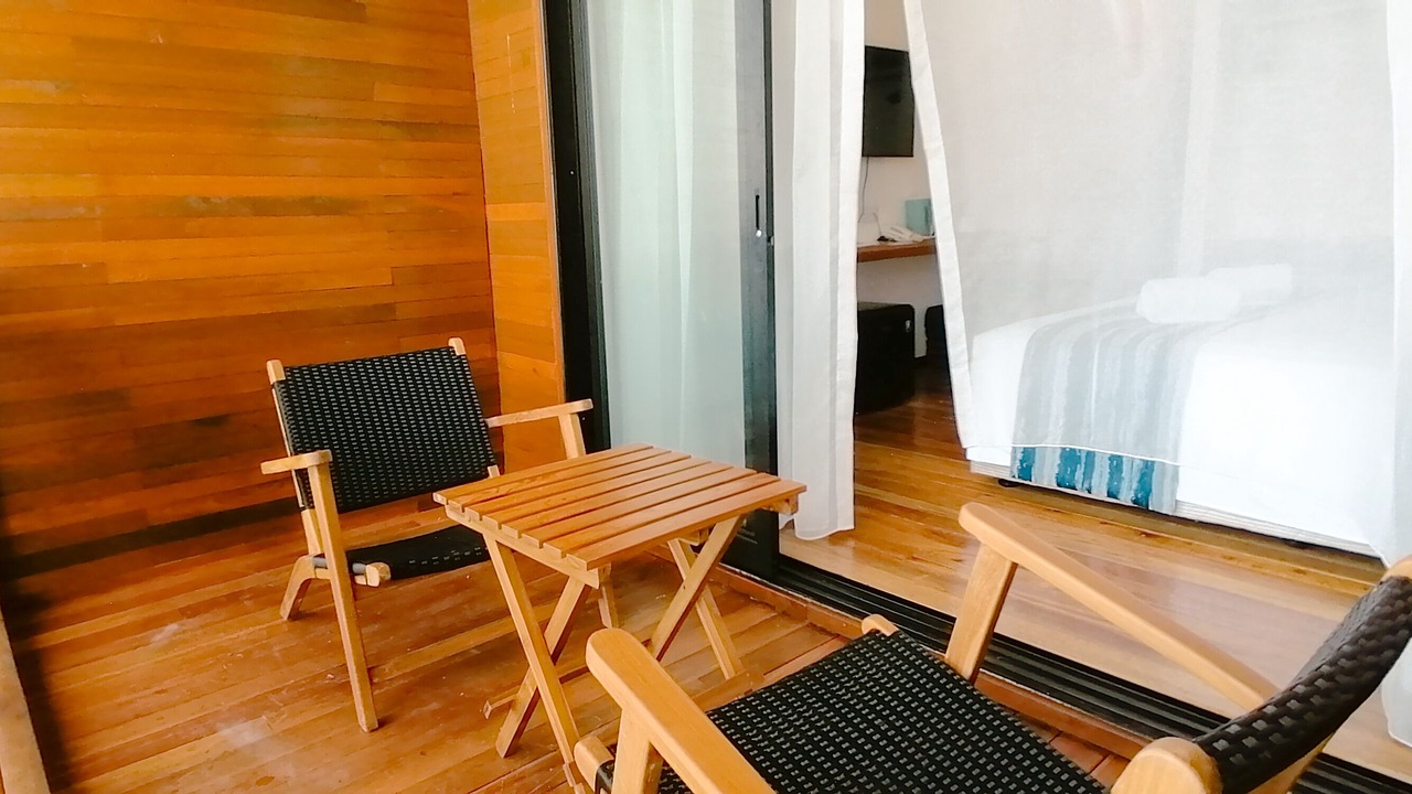 Photo of Patio Balcony in Pantai Barat Division