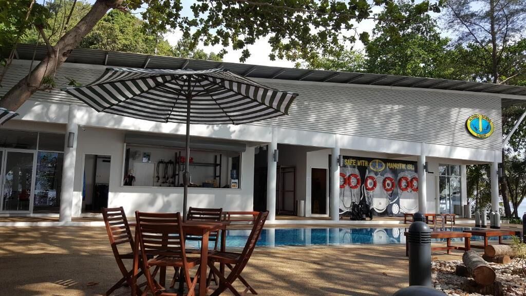 Photo of Outdoor in Pantai Barat Division