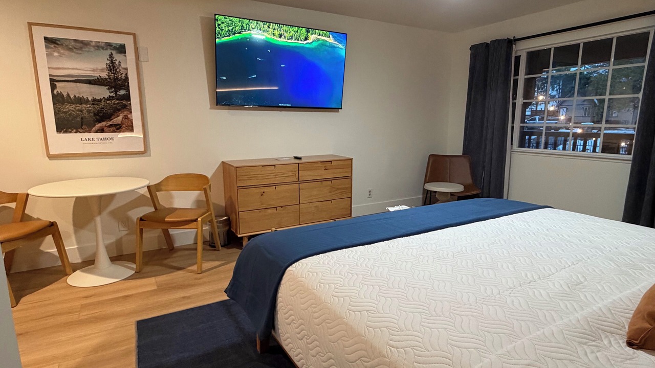 Photo of Bedroom in Lakeside Park