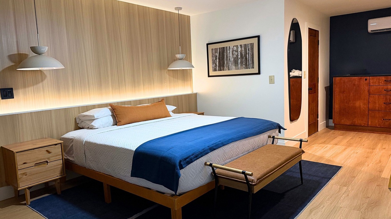 Photo of Bedroom in Lakeside Park