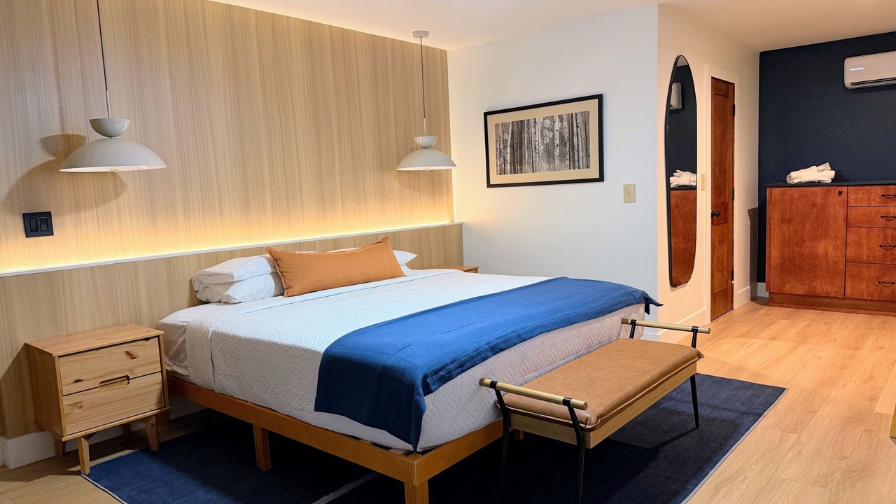 Photo of Bedroom in Lakeside Park