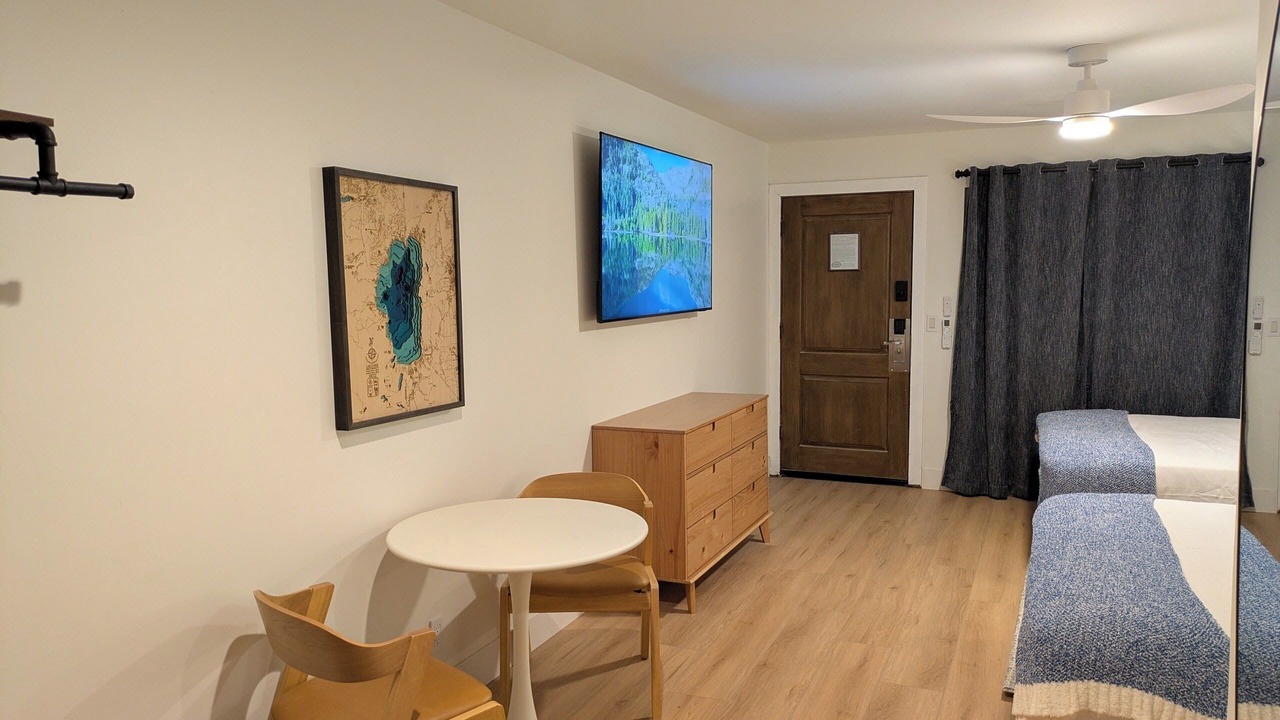Photo of Bedroom in Lakeside Park