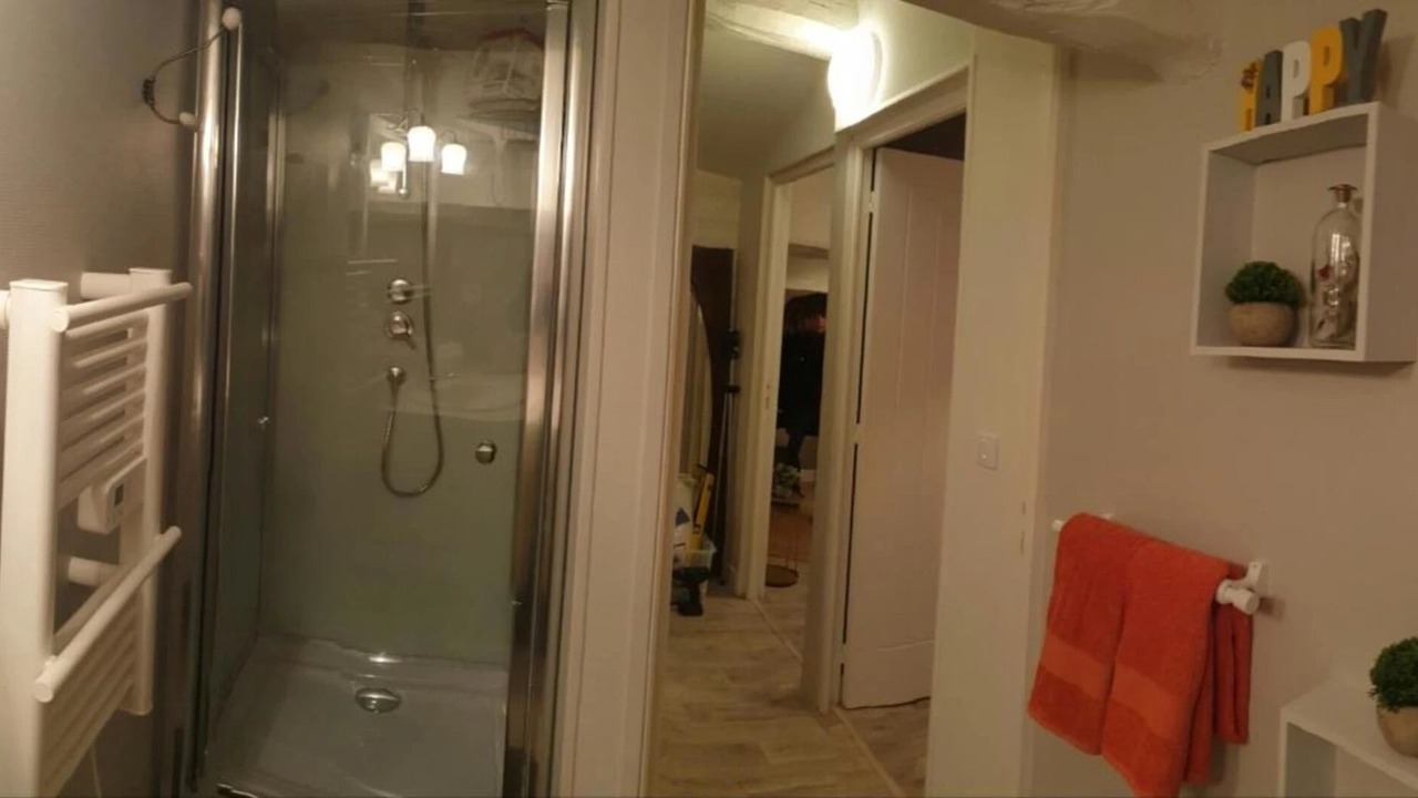 Photo of Bathroom in Corme-Royal