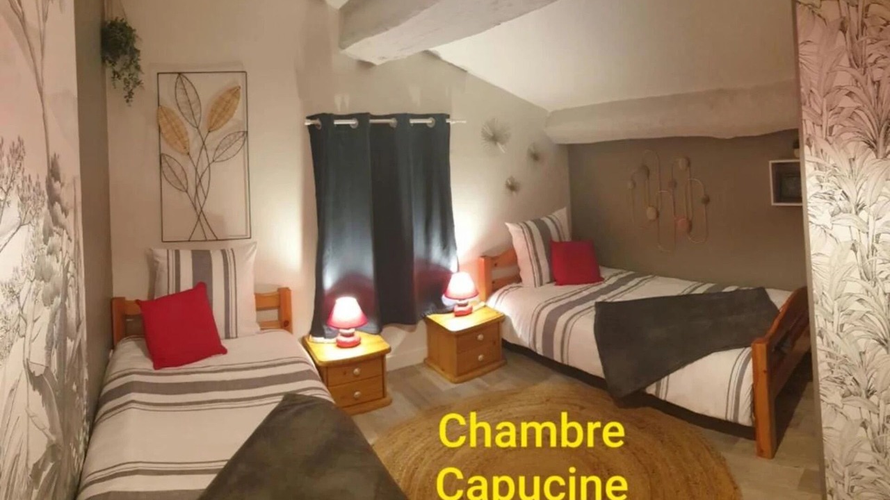 Photo of Outdoor in Corme-Royal