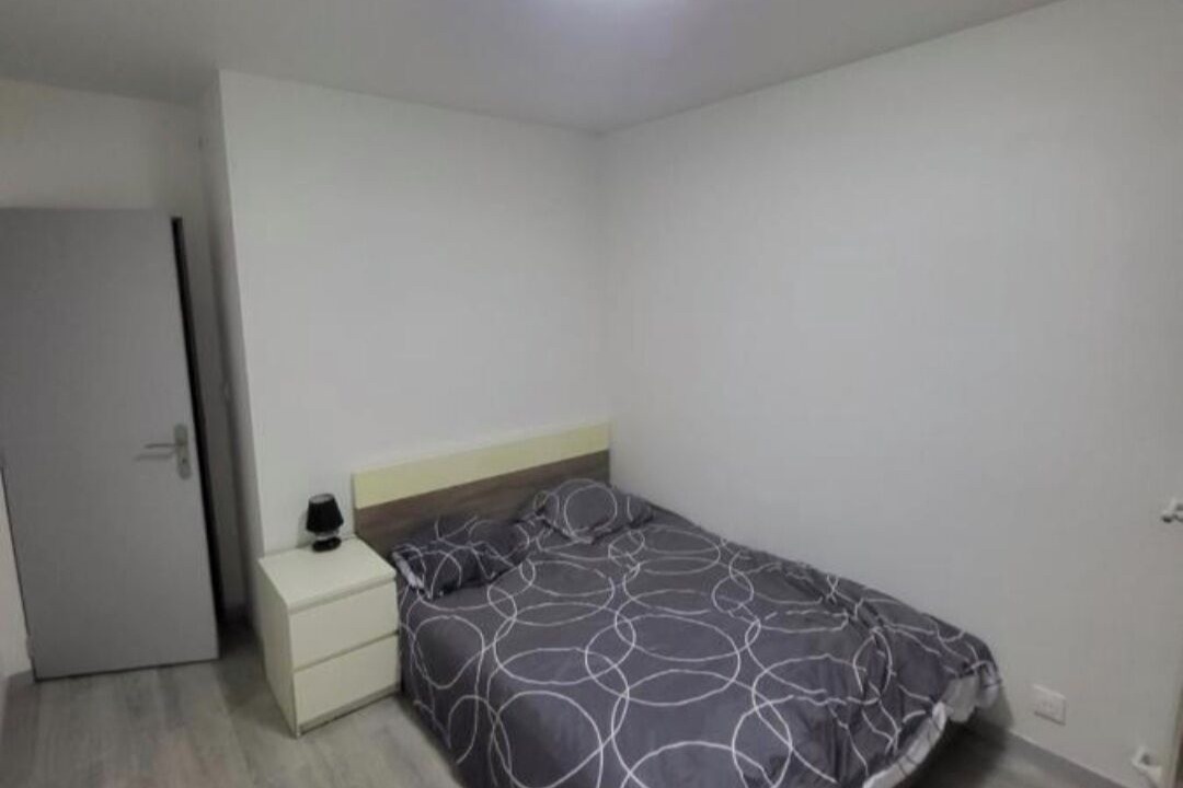 Photo of Bedroom in Le Mans Metropole