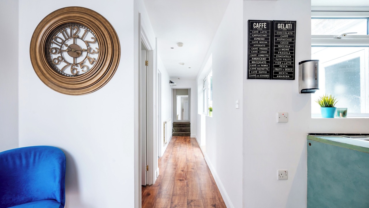 Photo of Others in Thamesfield