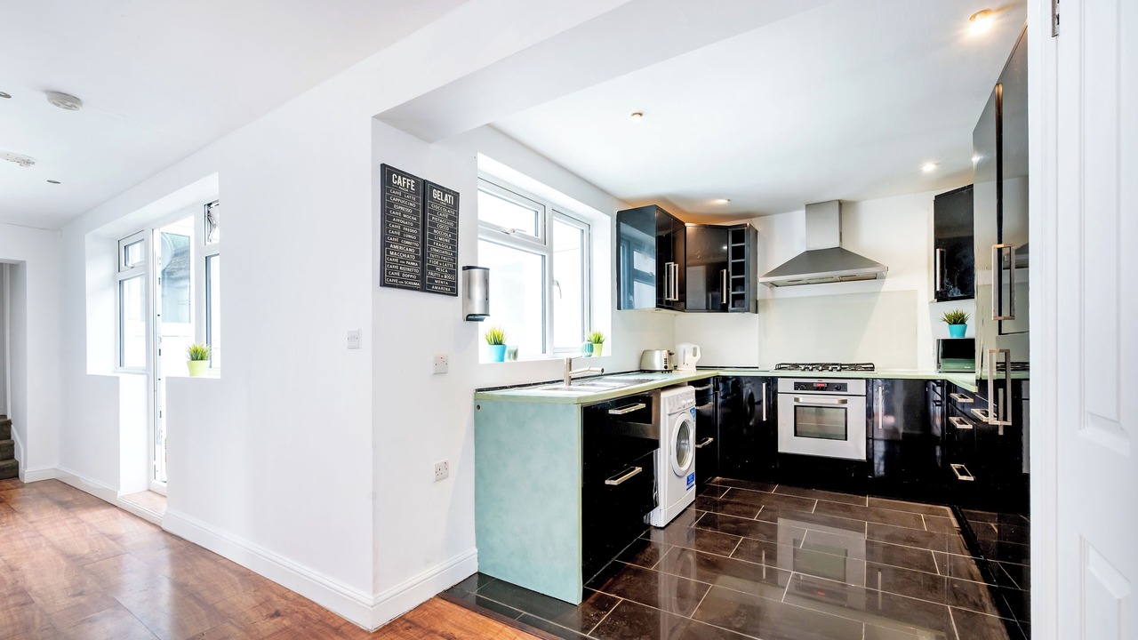 Photo of Kitchen in Thamesfield