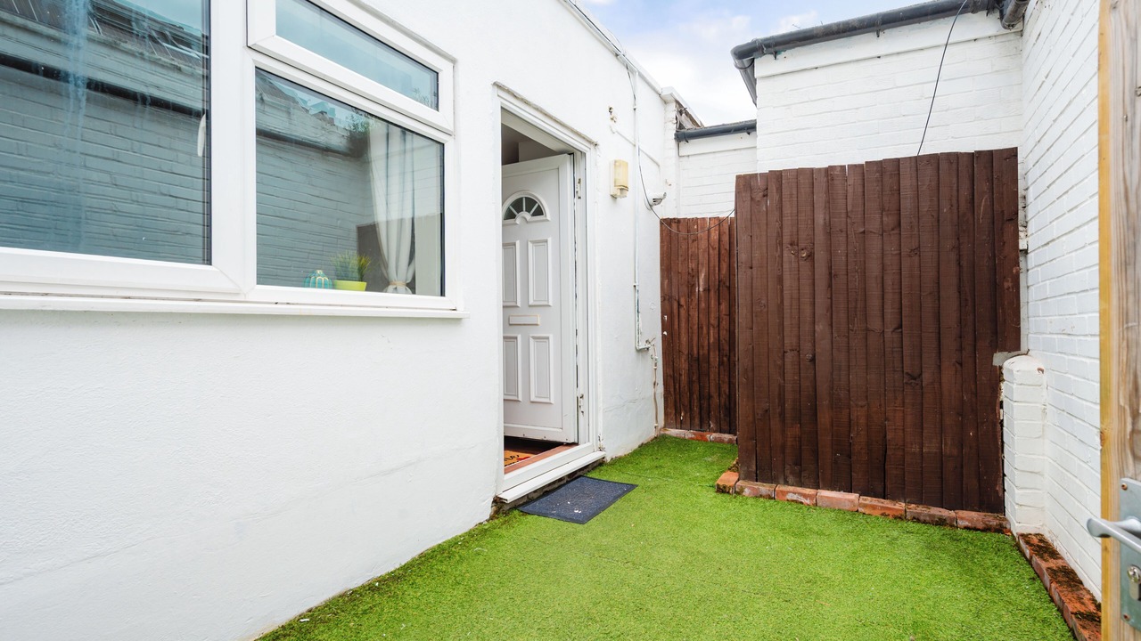 Photo of Outdoor in Thamesfield