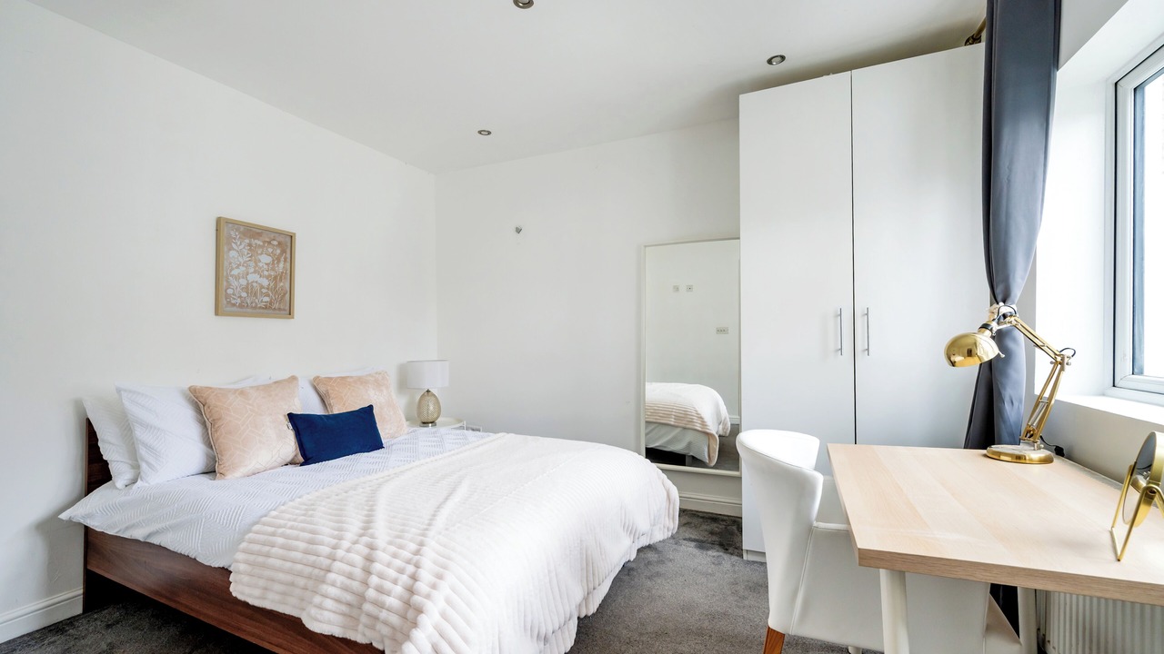 Photo of Others in Thamesfield