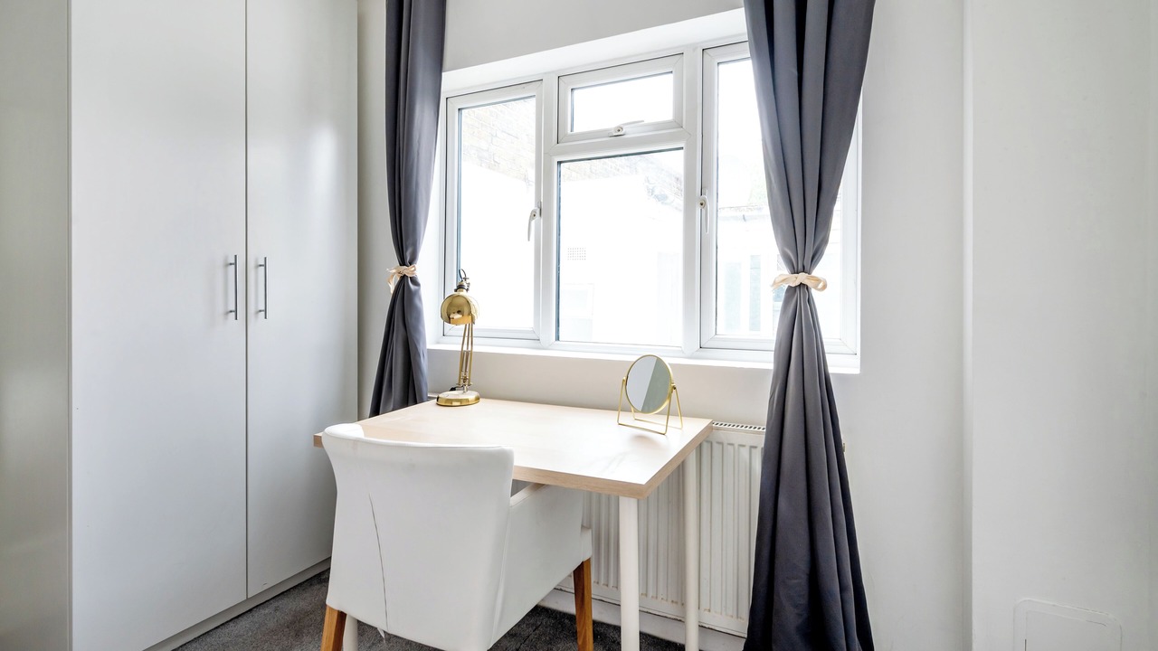 Photo of Others in Thamesfield