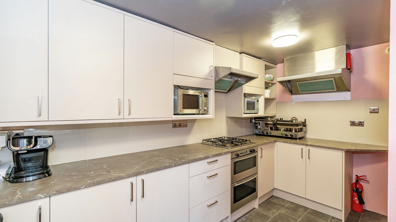 Photo of Others in Newington