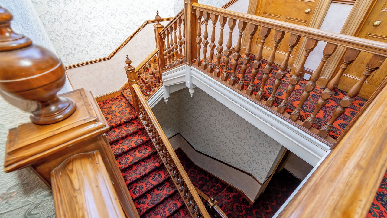 Photo of Others in Newington