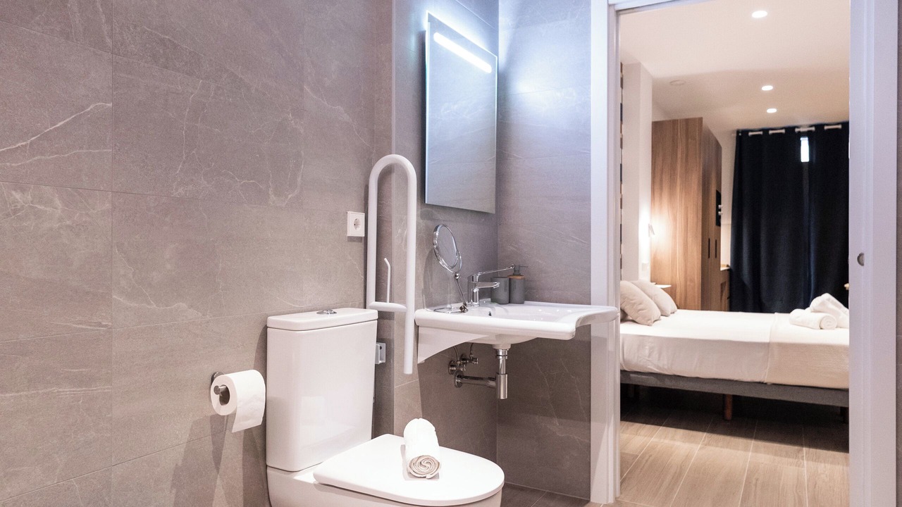 Photo of Bathroom in Patraix