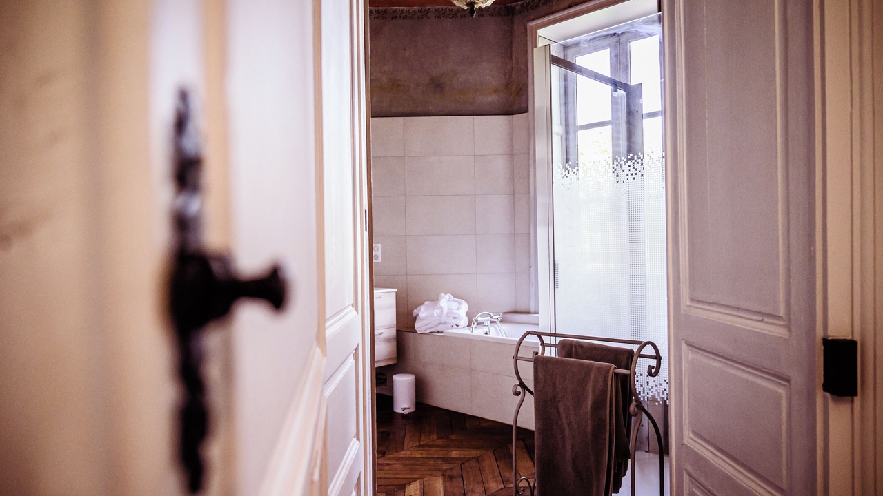 Photo of Bathroom in Vallon-sur-Gee