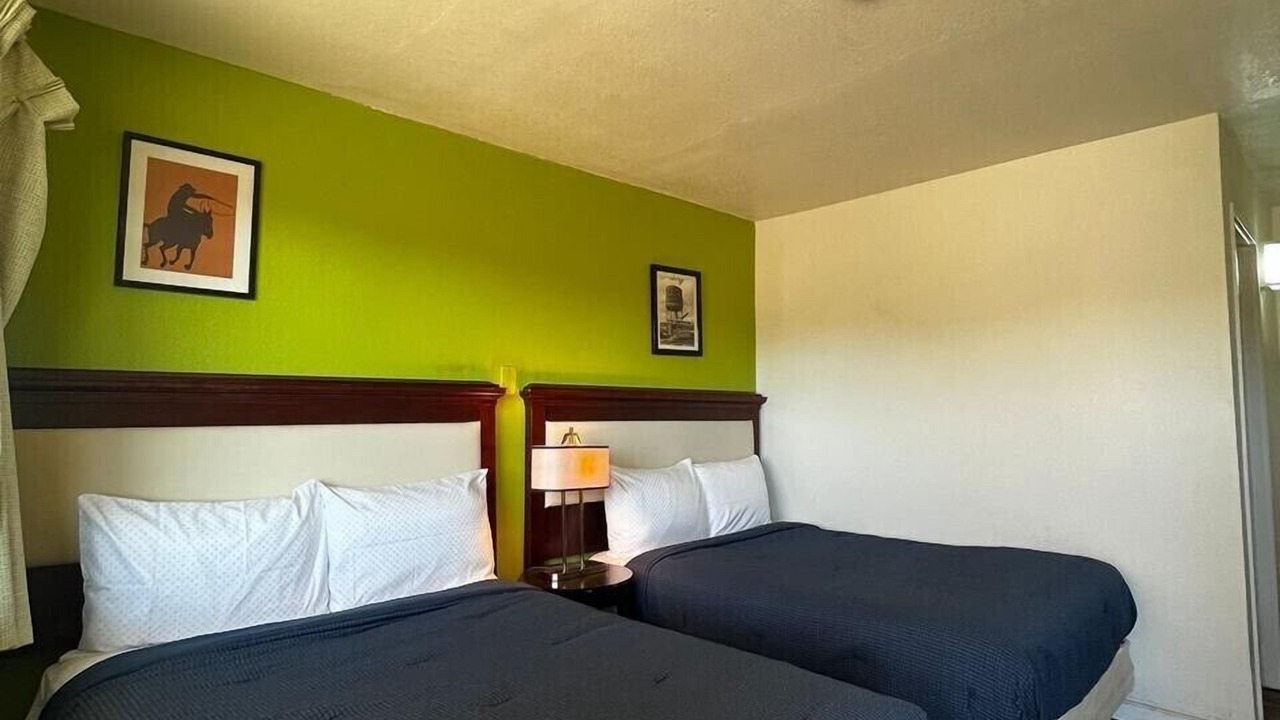 Photo of Bedroom in Sweetwater