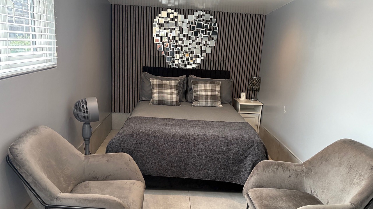 Photo of Livingroom in Luton