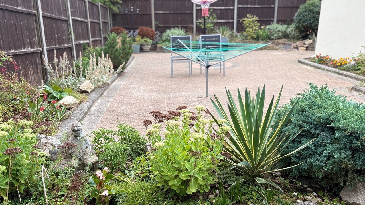 Photo of Outdoor in Luton