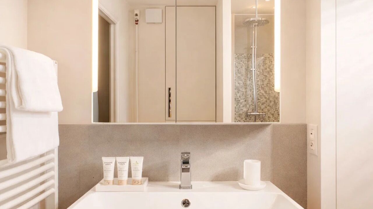 Photo of Bathroom in Necker